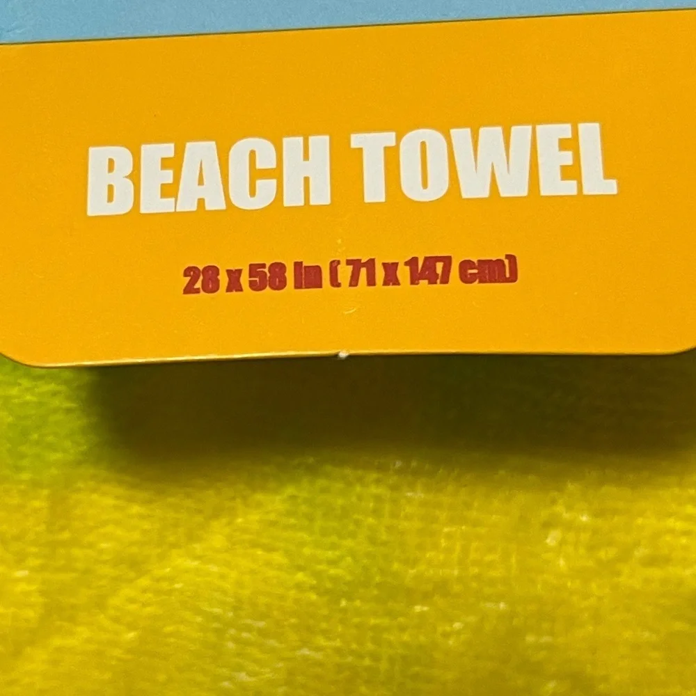 NWT-🏖️Tie Dye Beach Towel